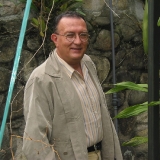 Dr.Vázquez